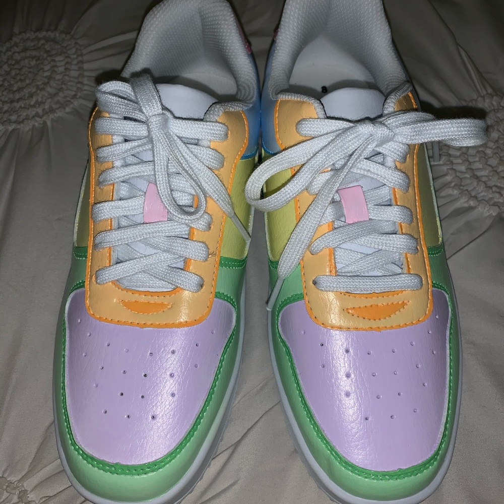 Time&Tru Pastel Hand painted sneakers
